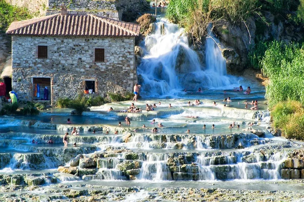 Séjour à la campagne Maison d'hôtes Poggio Degli Olivi à Saturnia